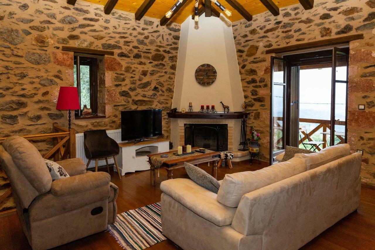 Гостевой дом Luxury House In The Hills Спарта Экстерьер фото